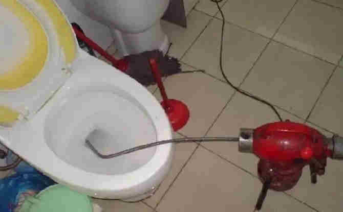 东城街道马桶通下水